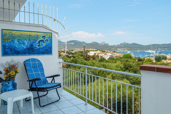 appartamento in vendita ad Olbia in zona Rudalza