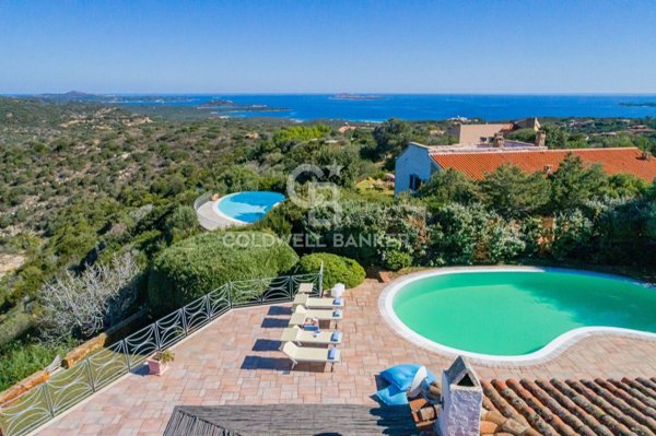 casa indipendente in vendita ad Olbia in zona Portisco