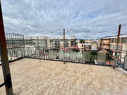 appartamento in vendita ad Olbia in zona Centro Storico