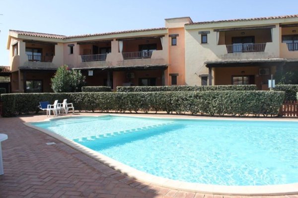 appartamento in vendita ad Olbia in zona Porto Istana