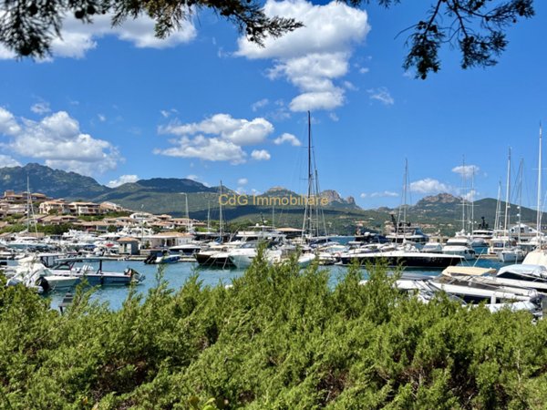 appartamento in vendita ad Olbia in zona Porto Rotondo