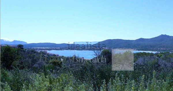 casa indipendente in vendita ad Olbia in zona Rudalza