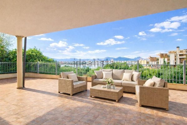 appartamento in vendita ad Olbia