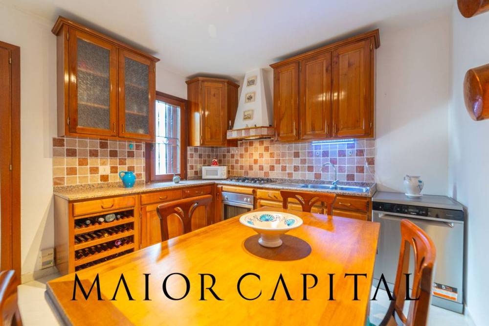 casa indipendente in vendita ad Olbia in zona Porto Istana