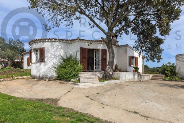 casa indipendente in vendita ad Olbia
