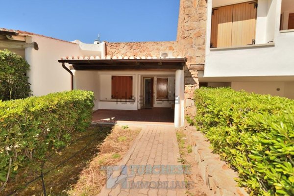 casa indipendente in vendita ad Olbia in zona Li Cuncheddi