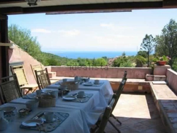 casa semindipendente in vendita ad Olbia in zona San Pantaleo