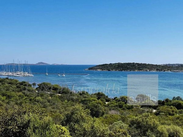 casa indipendente in vendita ad Olbia in zona Cugnana