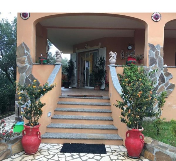 casa indipendente in vendita ad Olbia in zona Santa Mariedda
