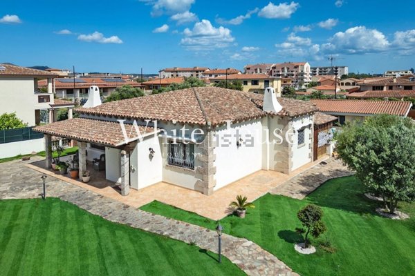 casa indipendente in vendita ad Olbia in zona Osseddu