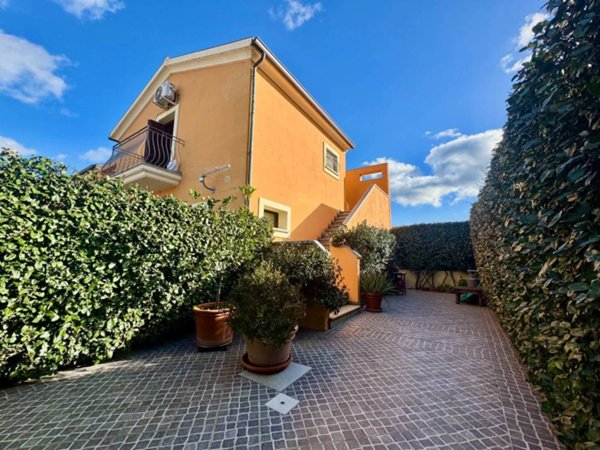 casa indipendente in vendita ad Olbia