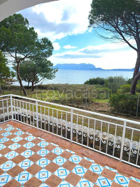 casa indipendente in vendita ad Olbia in zona Pittulongu