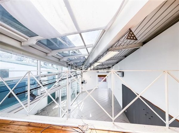 locale commerciale in vendita ad Olbia in zona Aldo Moro