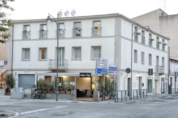 appartamento in vendita ad Olbia in zona Centro Storico