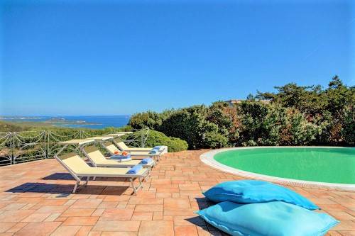 casa indipendente in vendita ad Olbia in zona Portisco