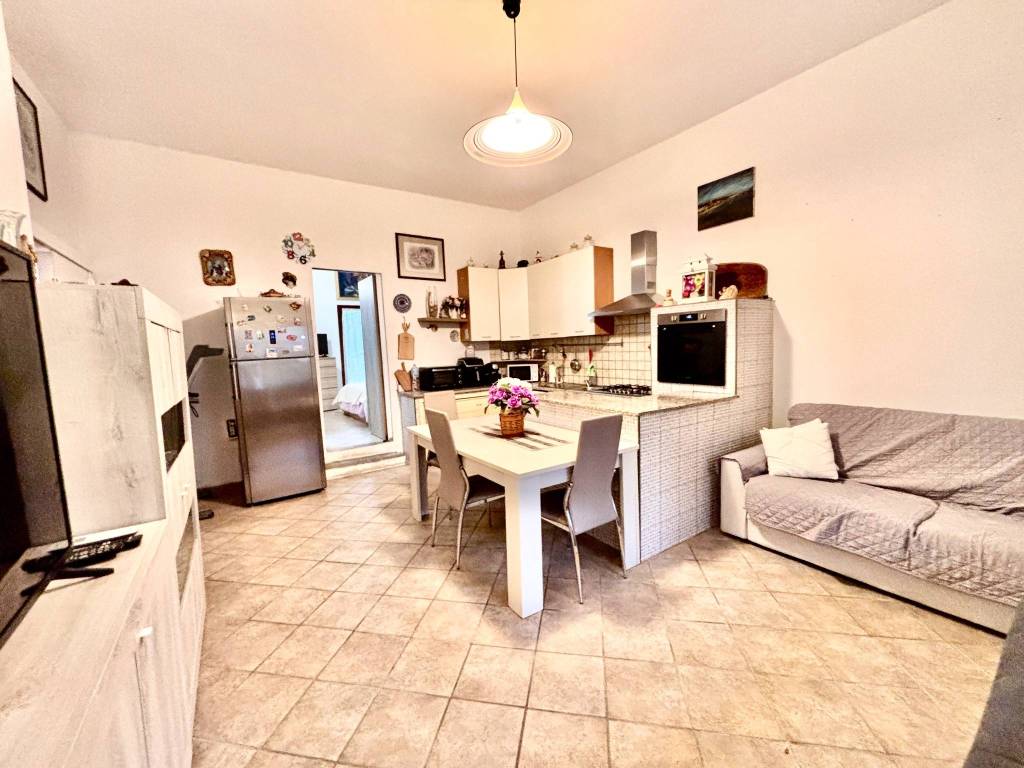 appartamento in vendita ad Olbia in zona Baratta