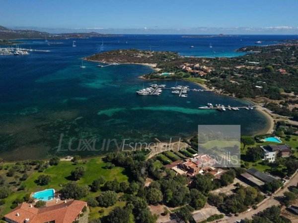 appartamento in vendita ad Olbia in zona Porto Rotondo