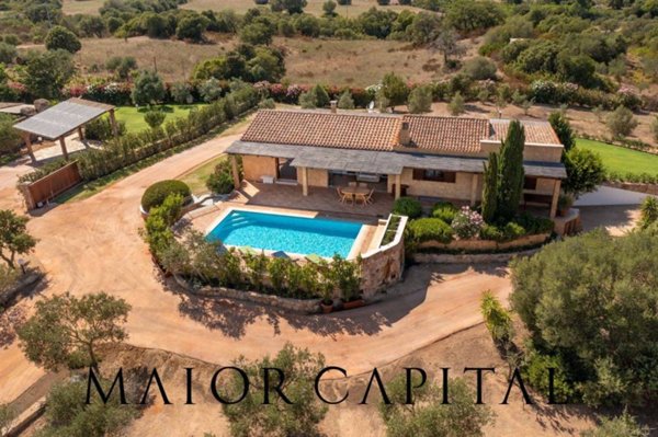 casa indipendente in vendita ad Olbia in zona San Pantaleo