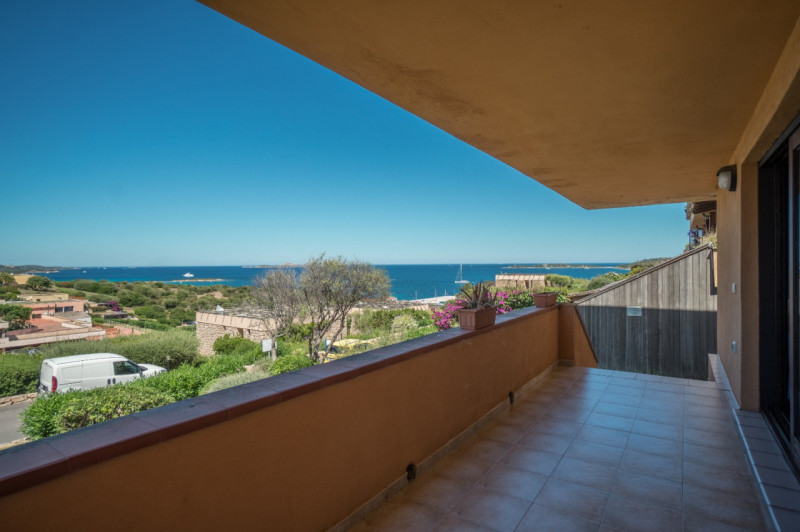 appartamento in vendita ad Olbia in zona Portisco