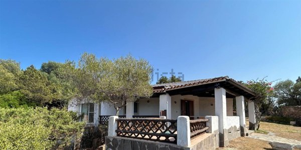 casa indipendente in vendita ad Olbia in zona Porto Istana