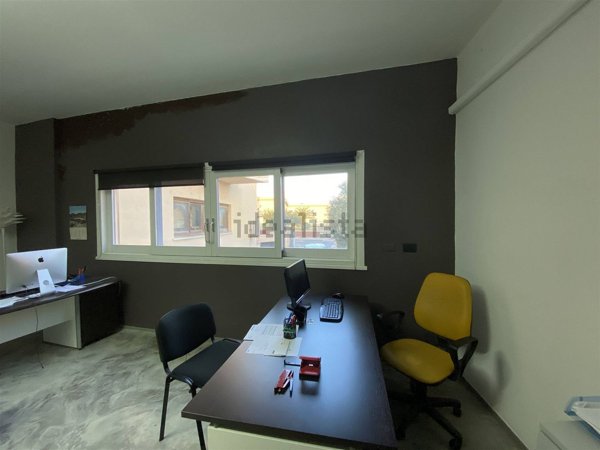 ufficio in vendita ad Olbia in zona Aldo Moro
