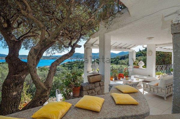 appartamento in vendita ad Olbia in zona Rudalza