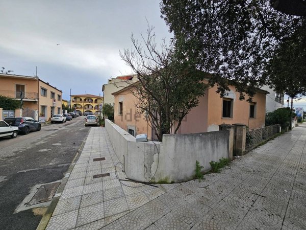 appartamento in vendita ad Olbia in zona Centro Storico