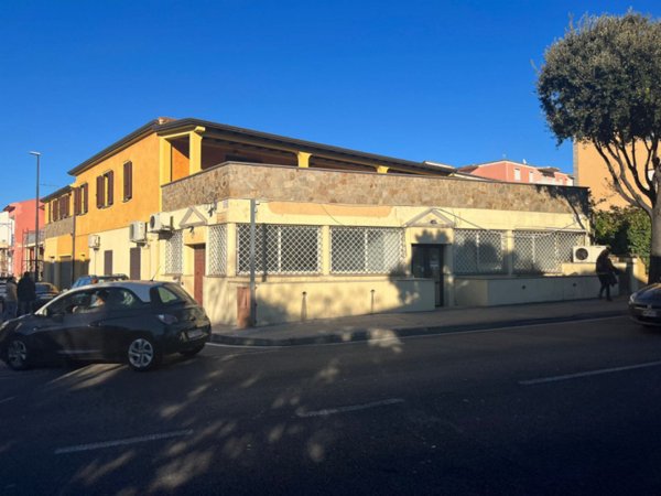 negozio in vendita ad Olbia in zona Centro Storico