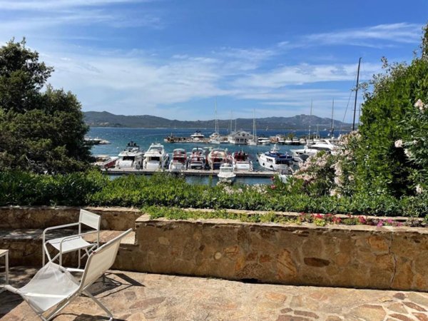 appartamento in vendita ad Olbia in zona Porto Rotondo