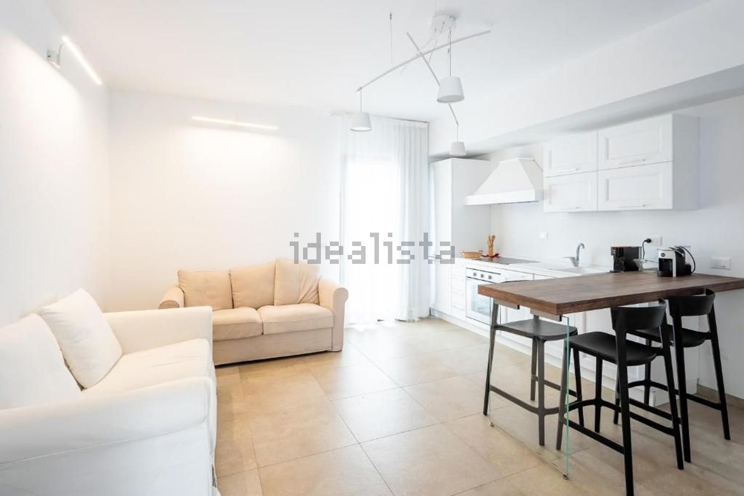 appartamento in vendita ad Olbia in zona Pittulongu