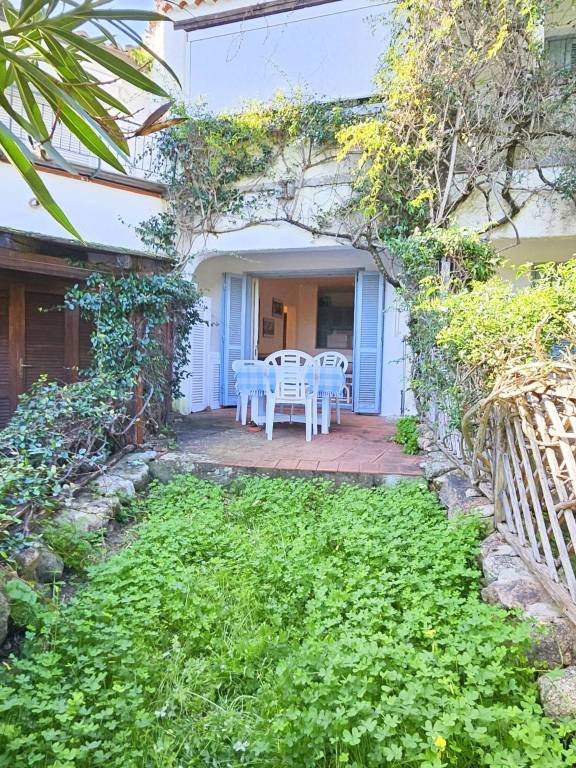 appartamento in vendita ad Olbia in zona Porto Rotondo