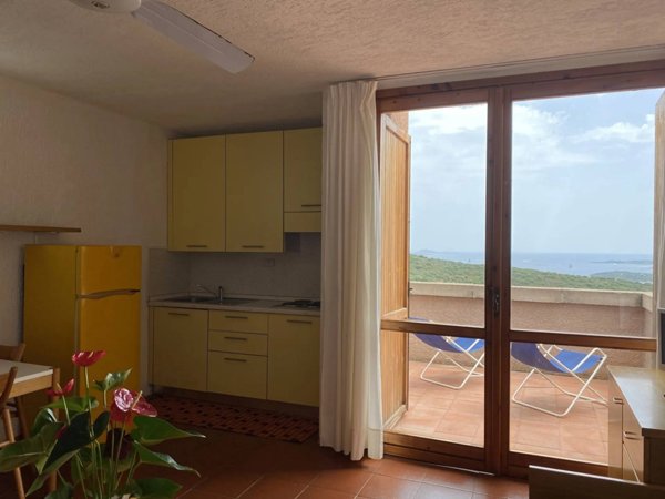 appartamento in vendita ad Olbia in zona Cugnana