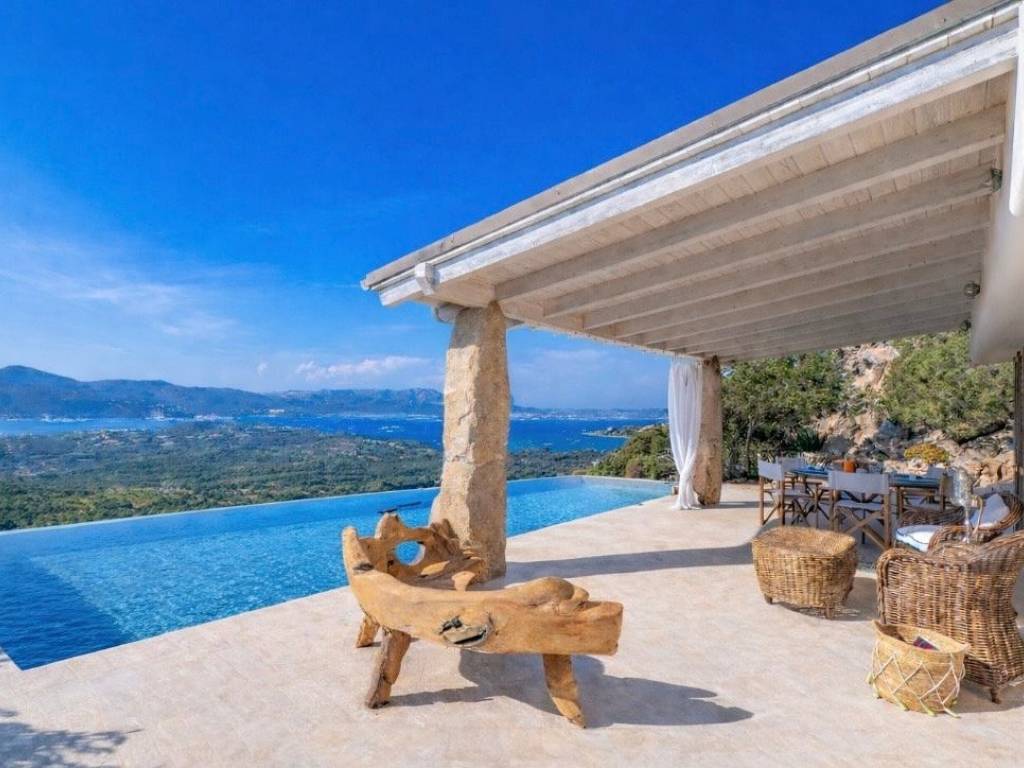 casa indipendente in vendita ad Olbia