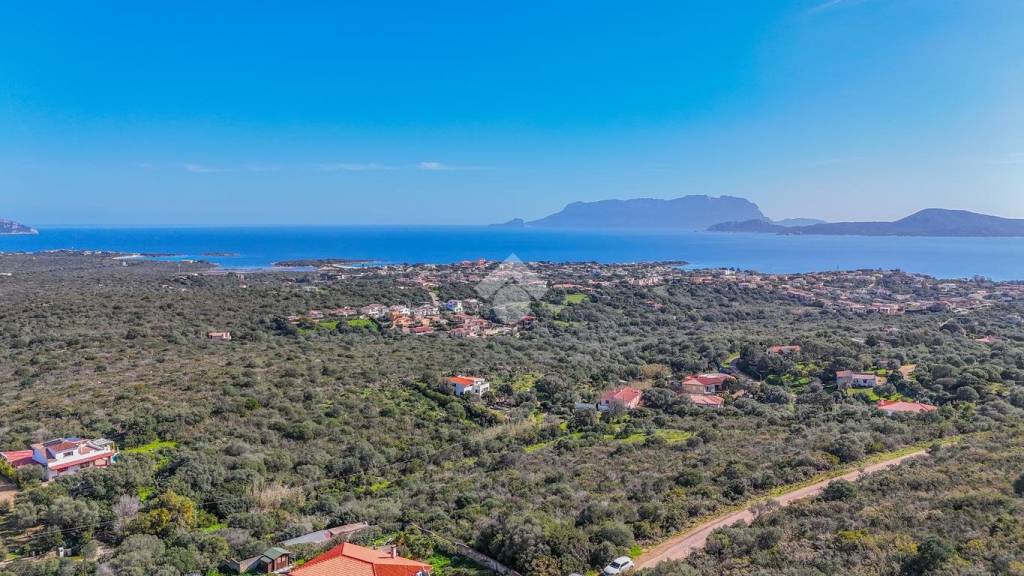 appartamento in vendita ad Olbia in zona Pittulongu