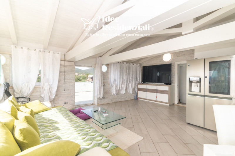 appartamento in vendita ad Olbia in zona Pittulongu