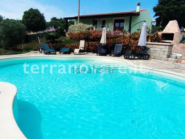 casa indipendente in vendita ad Olbia