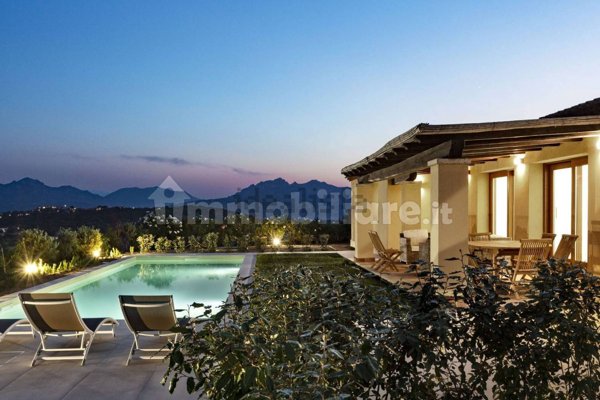 casa indipendente in vendita ad Olbia in zona Centro Storico
