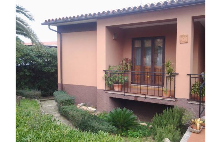 casa indipendente in vendita ad Olbia in zona San Pantaleo