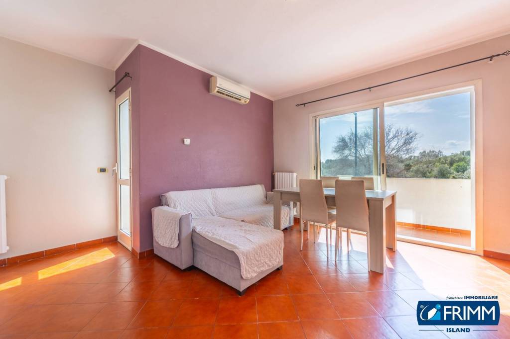 appartamento in vendita ad Olbia in zona Bandinu
