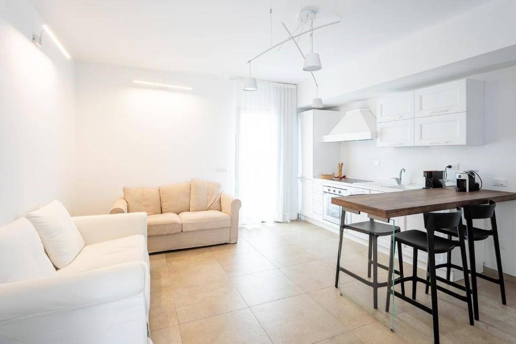 appartamento in vendita ad Olbia in zona Pittulongu