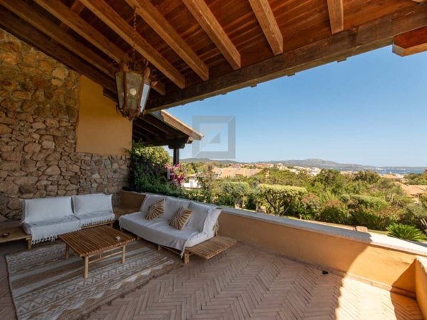casa indipendente in vendita ad Olbia in zona Porto Rotondo