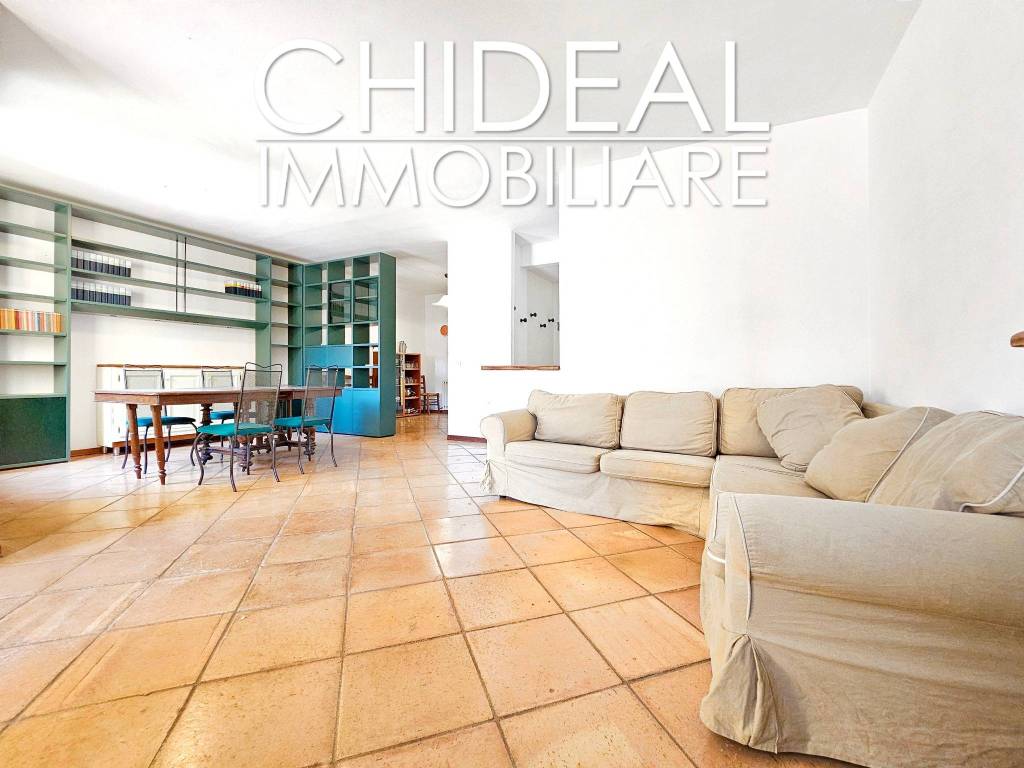 casa indipendente in vendita ad Olbia in zona Aldo Moro
