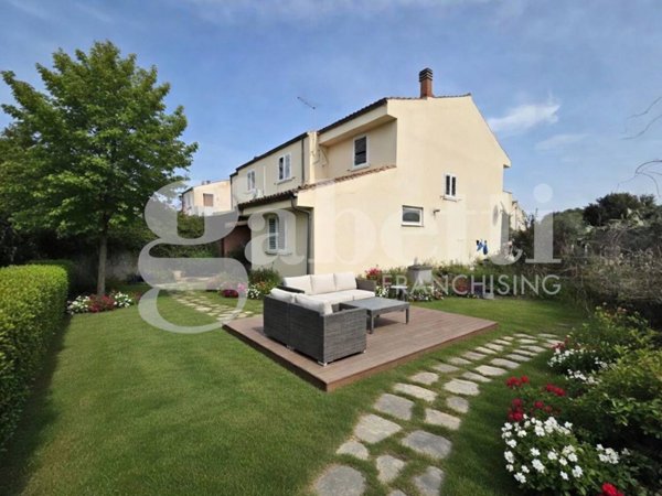 casa indipendente in vendita ad Olbia in zona Lu Sticcadu