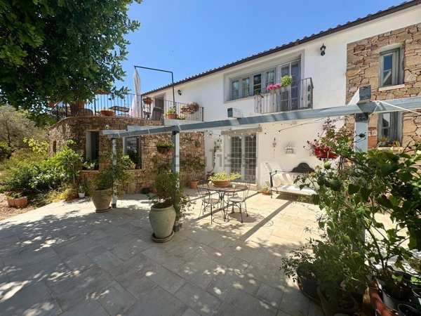 casa indipendente in vendita ad Olbia in zona Sole Ruiu