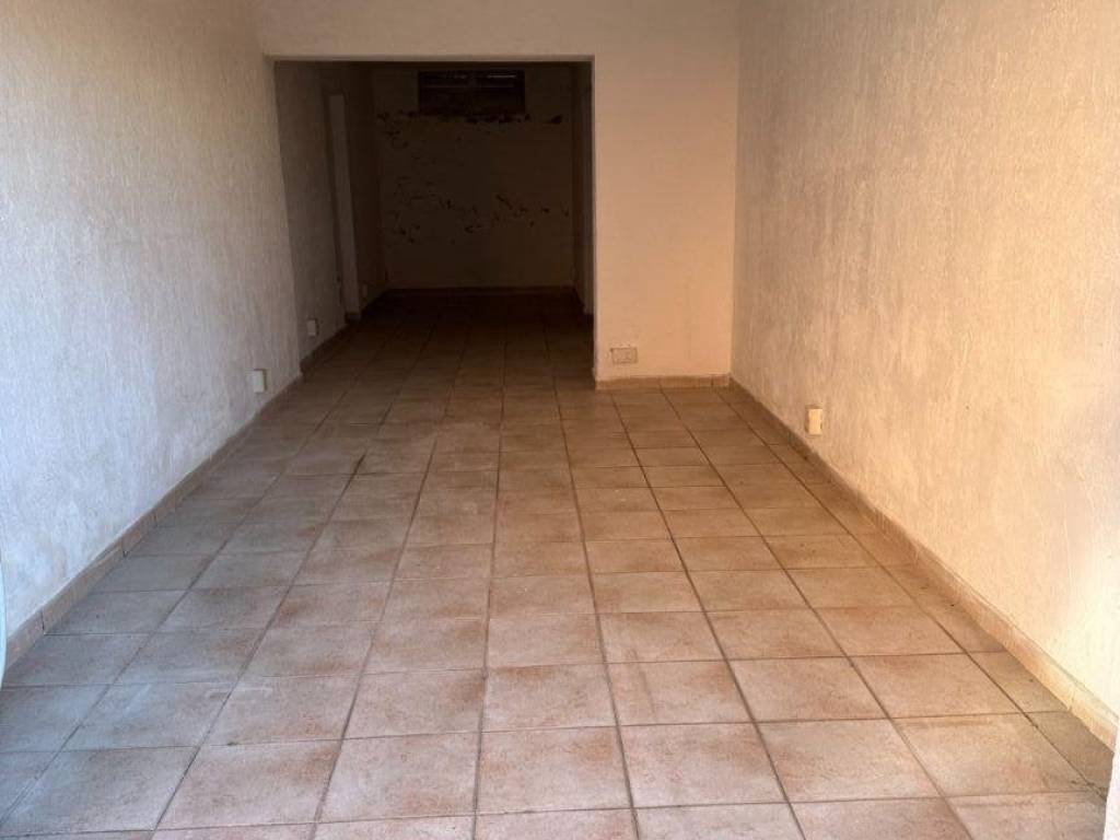 locale di sgombero in vendita ad Olbia in zona Centro Storico