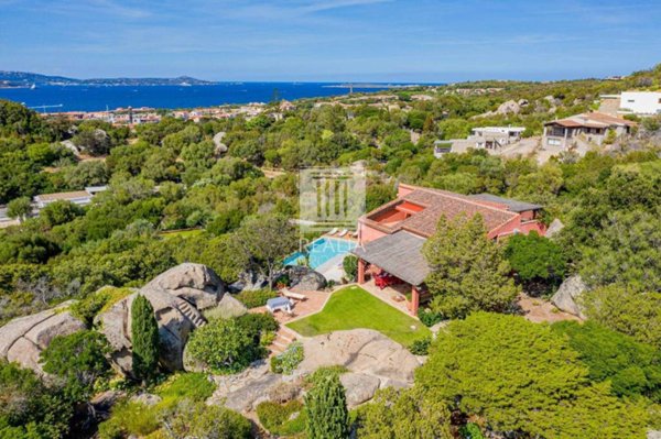 casa indipendente in vendita ad Olbia in zona Porto Rotondo