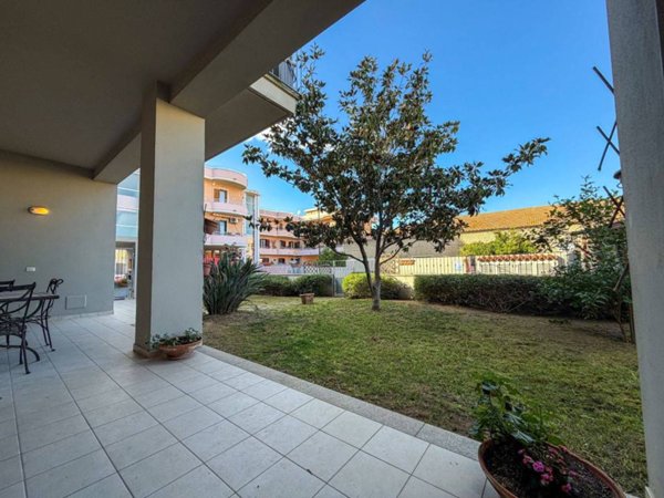 appartamento in vendita ad Olbia in zona Barcellona