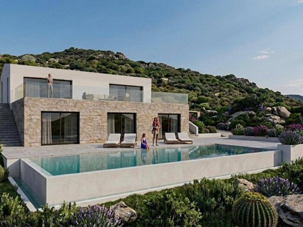 casa indipendente in vendita ad Olbia in zona Sole Ruiu