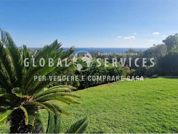 casa indipendente in vendita ad Olbia in zona Portisco