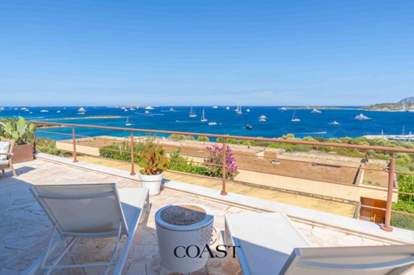 appartamento in vendita ad Olbia in zona Portisco